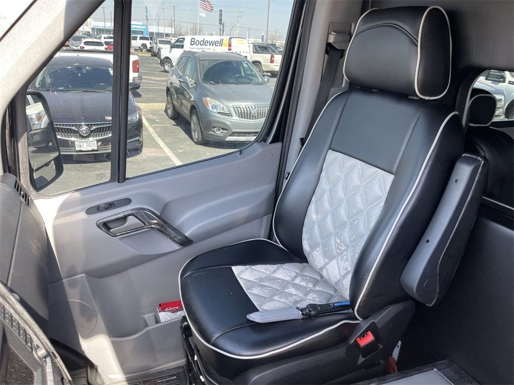 2016 Mercedes-Benz Sprinter Chassis-Cabs 170 WB Standard Roof DRW