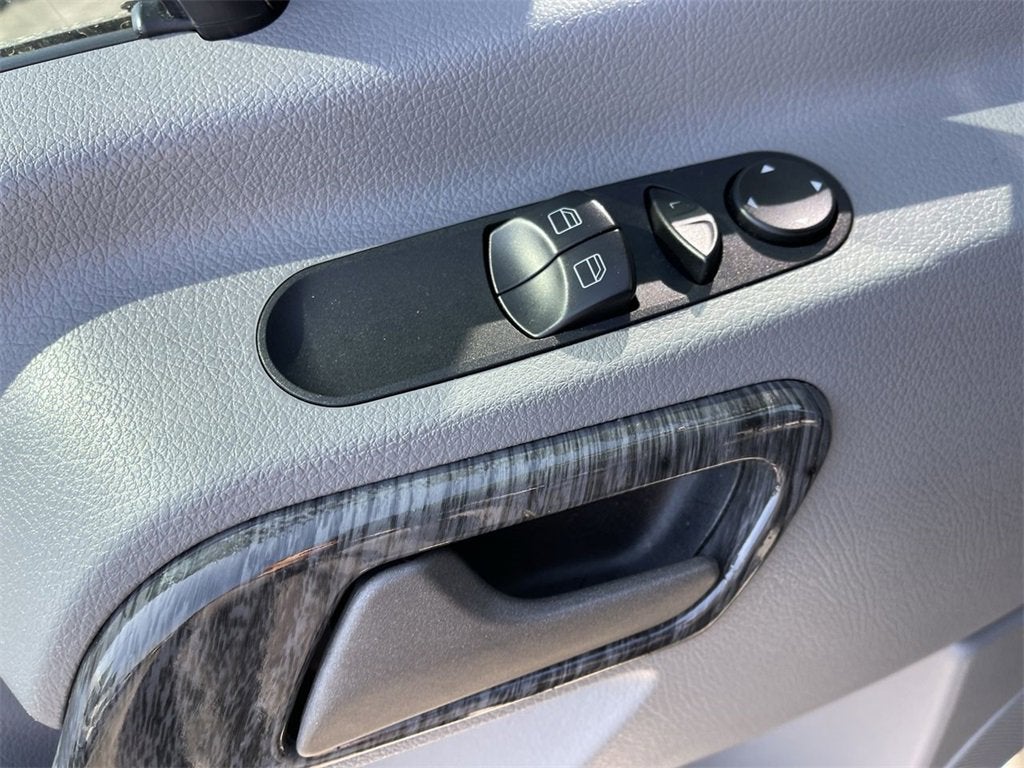 2016 Mercedes-Benz Sprinter Chassis-Cabs 170 WB Standard Roof DRW