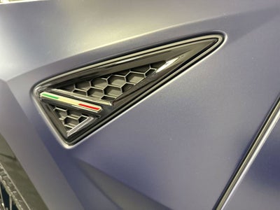 2025 Lamborghini Urus SE