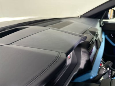 2025 Lamborghini Urus SE