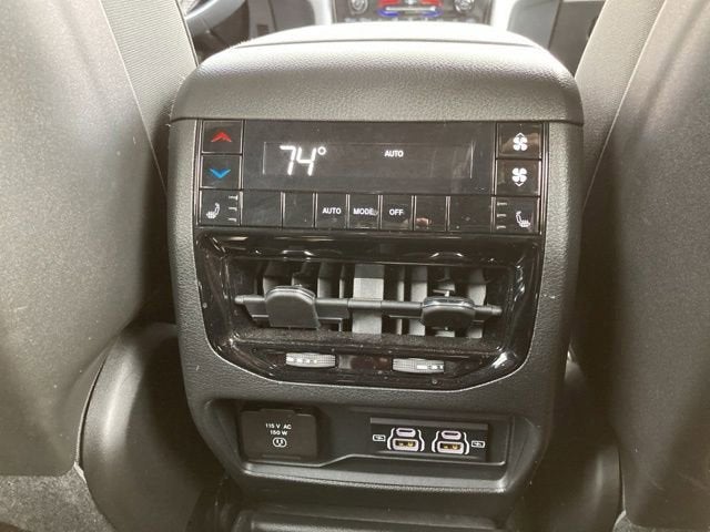 2025 Jeep Grand Cherokee L Limited 4x4