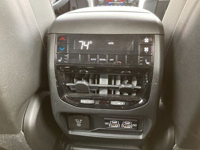 2025 Jeep Grand Cherokee L Limited 4x4