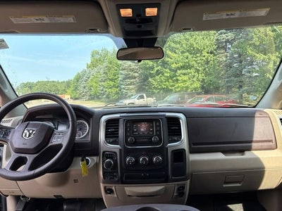 2017 RAM 1500 SLT Quad Cab 4x4 6'4" Box
