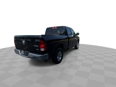 2017 RAM 1500 SLT Quad Cab 4x4 6'4" Box