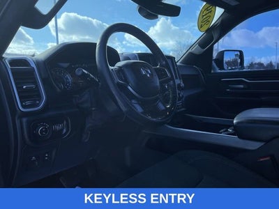 2019 RAM 1500 Big Horn/Lone Star Crew Cab 4x4 5'7" Box