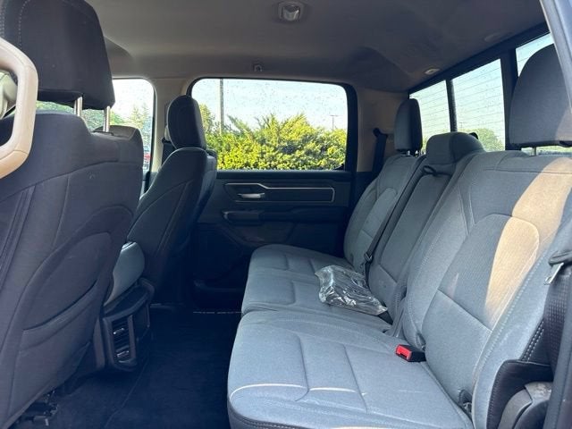 2020 RAM 1500 Big Horn Crew Cab 4x4 5'7" Box