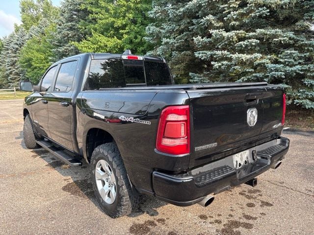 2020 RAM 1500 Big Horn Crew Cab 4x4 5'7" Box