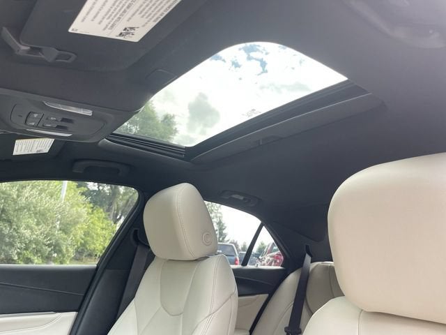 2023 Cadillac CT4 Luxury