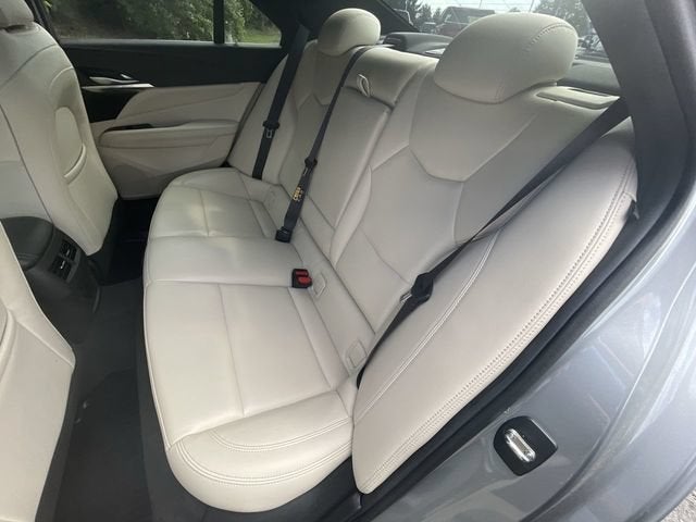 2023 Cadillac CT4 Luxury