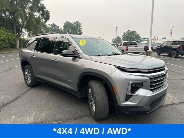 2024 Chevrolet Traverse LT