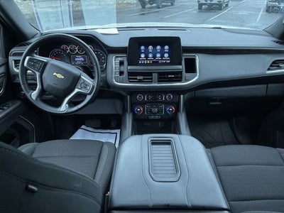 2023 Chevrolet Suburban LS