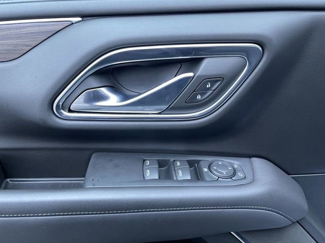 2023 Chevrolet Suburban LS