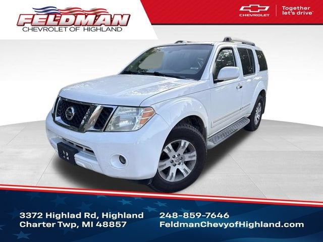 2011 Nissan Pathfinder Silver