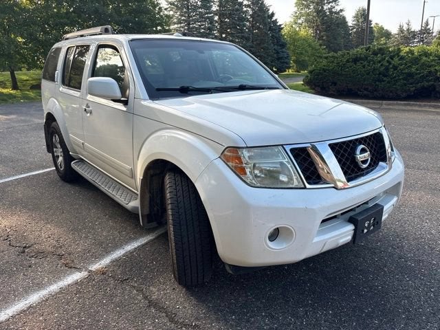 2011 Nissan Pathfinder Silver