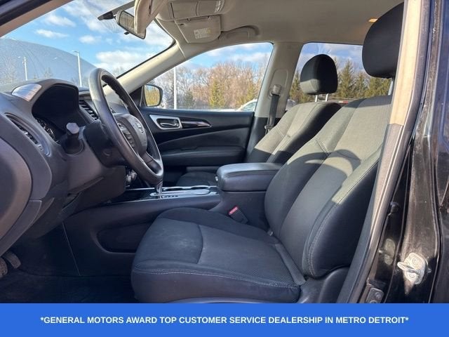 2018 Nissan Pathfinder S