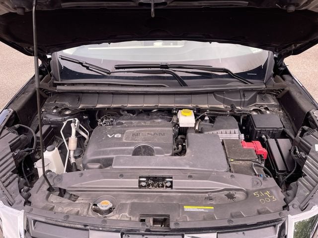 2023 Nissan Pathfinder SL 4WD