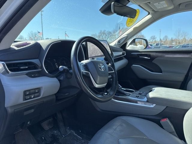 2023 Toyota Highlander Hybrid Limited