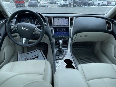 2015 INFINITI Q50 Premium