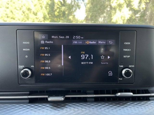 2022 Kia Carnival MPV LX