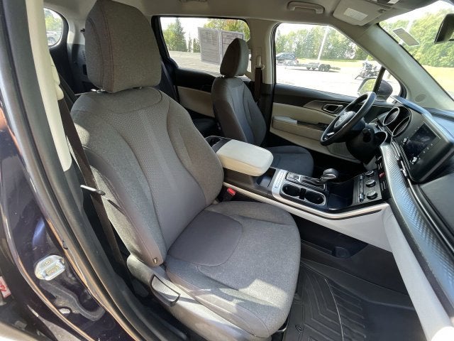 2022 Kia Carnival MPV LX