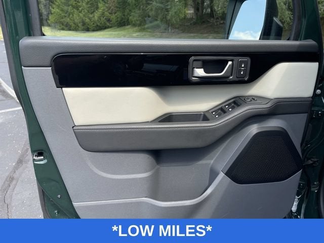 2025 INEOS Grenadier Station Wagon 4x4