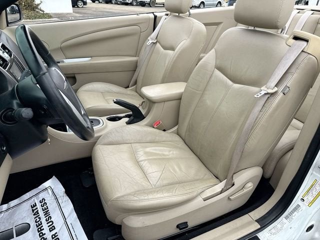 2013 Chrysler 200 Limited