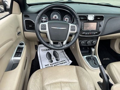 2013 Chrysler 200 Limited