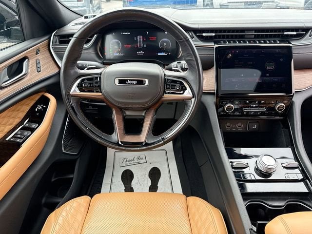 2023 Jeep Grand Cherokee Summit