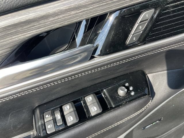 2023 Jeep Wagoneer Series III 4x4