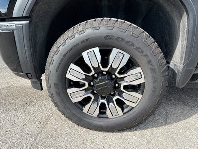 2025 GMC Sierra 2500 HD Denali