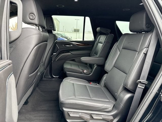 2022 Cadillac Escalade Luxury