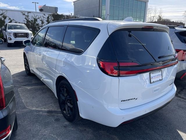 2022 Chrysler Pacifica Limited