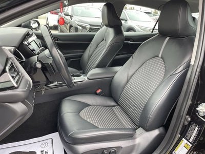 2020 Toyota Camry SE