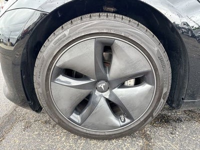 2019 Tesla Model 3 Mid Range