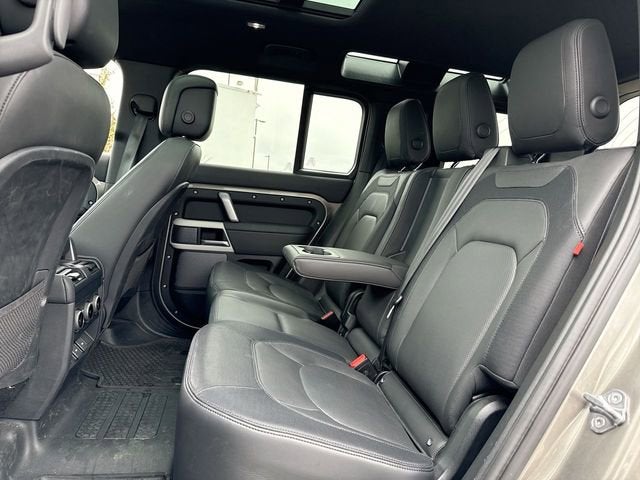 2023 Land Rover Defender X-Dynamic SE