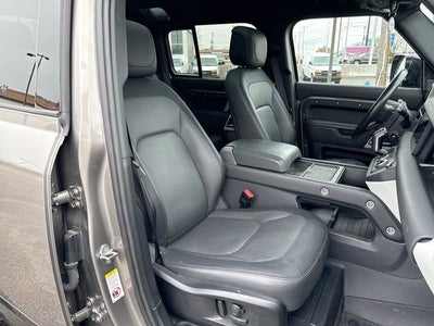 2023 Land Rover Defender X-Dynamic SE