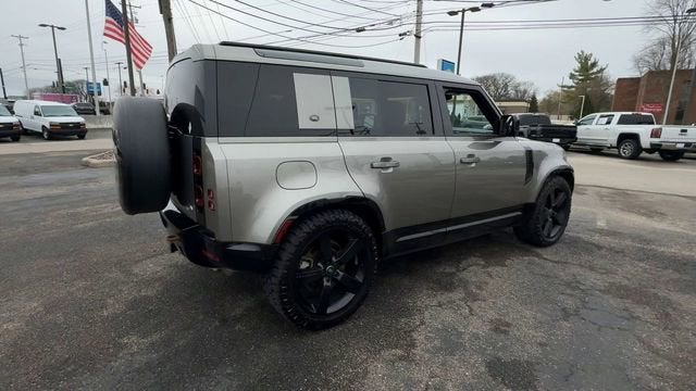 2023 Land Rover Defender X-Dynamic SE