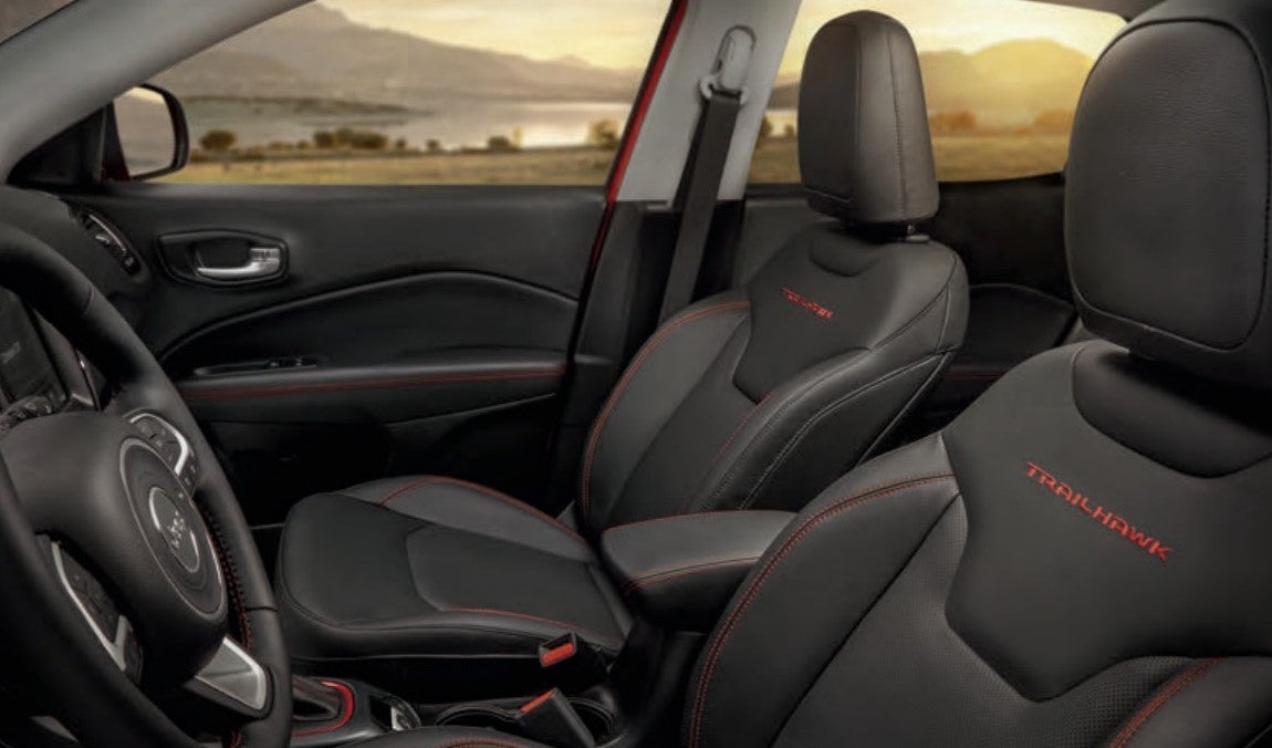 Jeep Compass vs Nissan Rogue Clarkston MI
